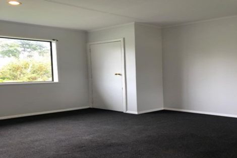 Photo of property in 67 Kelman Road, Kelston, Auckland, 0602