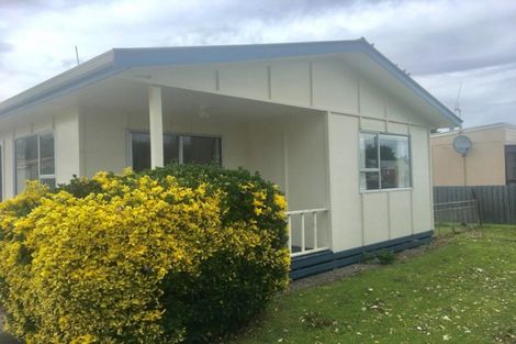 Photo of property in 15 Thomas Place, Foxton Beach, Foxton, 4815