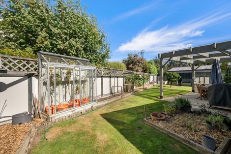 Photo of property in 16 Wilkin Road, Wanaka, 9305