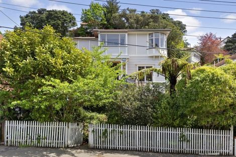 Photo of property in 14 Glen Road, Kelburn, Wellington, 6012