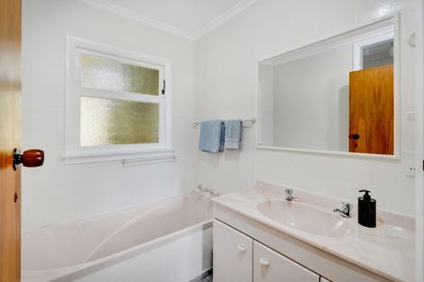 Photo of property in 54 Lepper Road, Inglewood, 4386