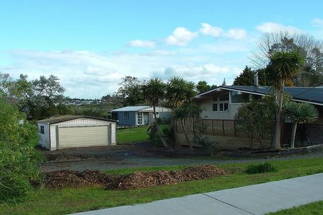 Photo of property in 351 Main Road, Huapai, Kumeu, 0810