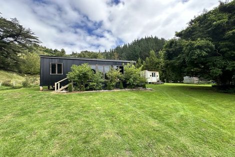 Photo of property in 136 Uruti Road, Uruti, Urenui, 4378