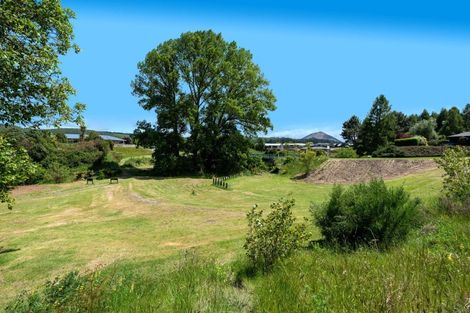 Photo of property in 63 Lisland Drive, Kinloch, Taupo, 3377