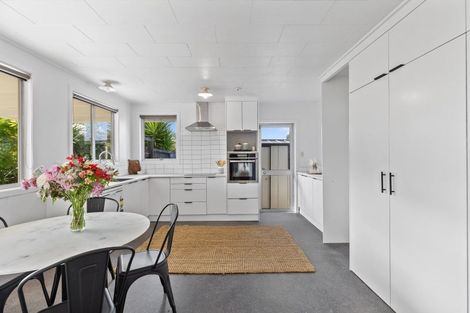 Photo of property in 2 Mountbatten Drive, Putaruru, 3411