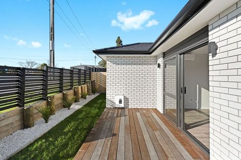 Photo of property in 1/1 Mitcham Avenue, Forest Lake, Hamilton, 3200