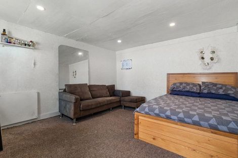 Photo of property in 8 Julian Place, Otara, Auckland, 2023