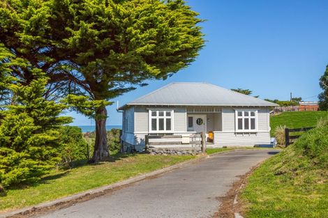 Photo of property in 346 Cape Palliser Road, Whangaimoana, Pirinoa, 5772