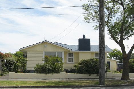 Photo of property in 47 Emlyn Place, Avondale, Christchurch, 8061