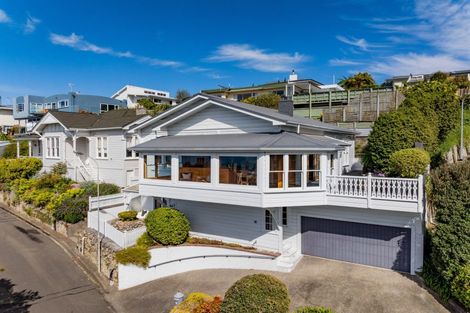 Photo of property in 18 Sealy Road, Bluff Hill, Napier, 4110
