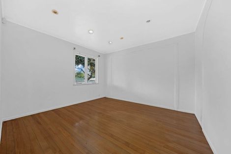 Photo of property in 178 Lincoln Road, Henderson, Auckland, 0610