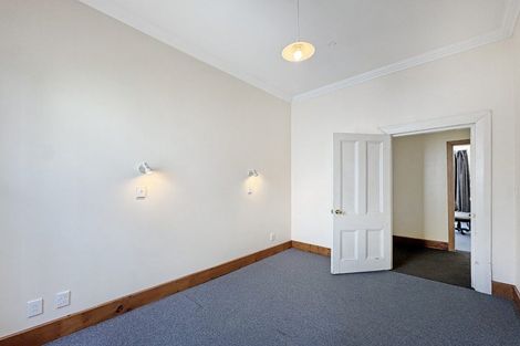 Photo of property in 123a Glenmore Street, Kelburn, Wellington, 6012