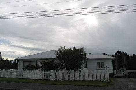 Photo of property in 66 Lewin Street, Balclutha, 9230