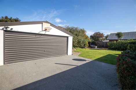Photo of property in 5 Sayers Crescent, Ilam, Christchurch, 8041