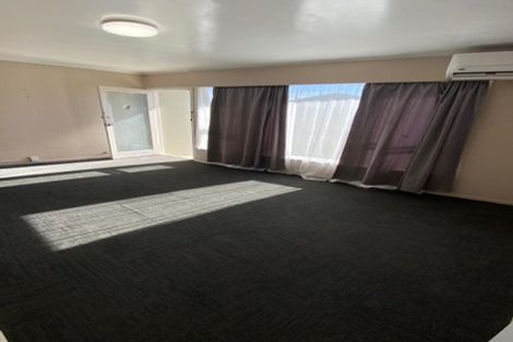 Photo of property in 24 Michelle Place, Mangere, Auckland, 2022