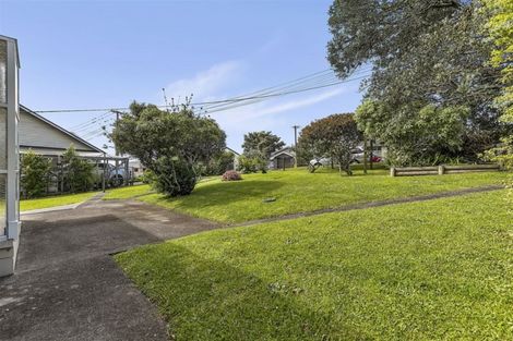 Photo of property in 265 Great North Road, Henderson, Auckland, 0612