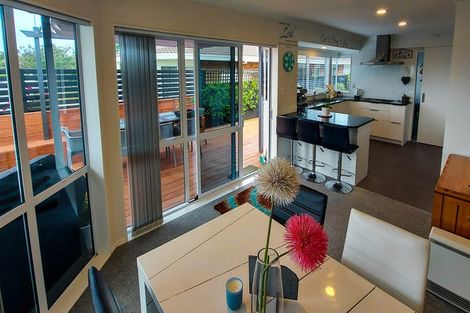 Photo of property in 6 Palm Court, Mount Maunganui, 3116