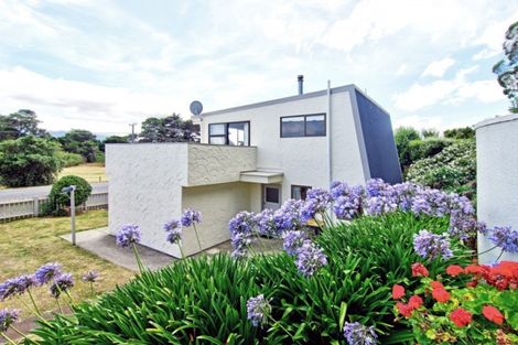 Photo of property in 72 Lake Ferry Road, Lake Ferry, Featherston, 5772