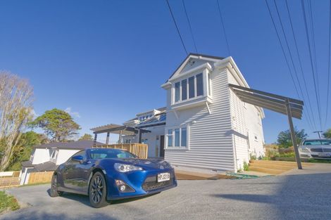 Photo of property in 20a Coronation Street, Belmont, Auckland, 0622