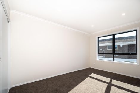 Photo of property in 1/65 College Road, Northcote, Auckland, 0627