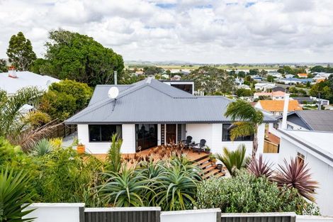 Photo of property in 11 Islington Street, Dargaville, 0310