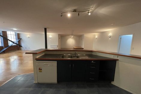 Photo of property in Bond Store Apartments, 8h Egmont Street, Te Aro, Wellington, 6011