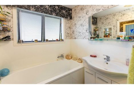 Photo of property in 40 East Belt, Rangiora, 7400