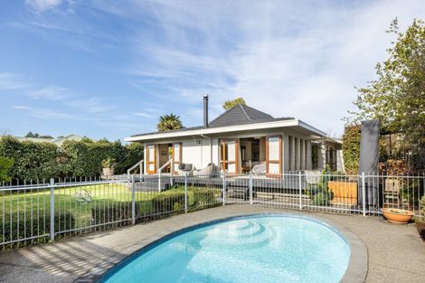 Photo of property in 35a Lucknow Road, Havelock North, 4130
