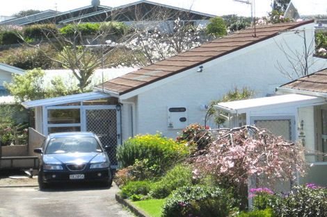 Photo of property in 143 Lemon Street, Strandon, New Plymouth, 4312