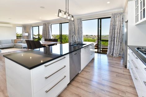 Photo of property in 1191 Whangaparaoa Road, Gulf Harbour, Whangaparaoa, 0930