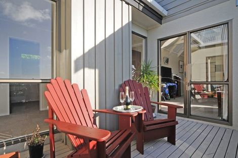 Photo of property in 7a Braithwaite Street, Karori, Wellington, 6012