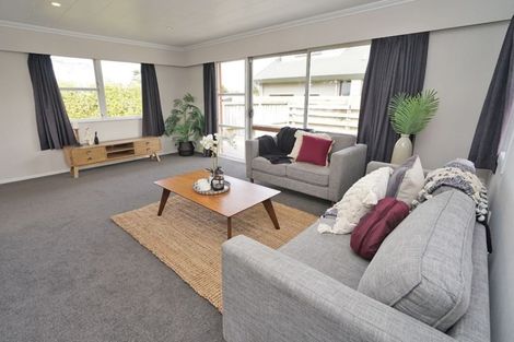 Photo of property in 84 Pohutukawa Drive, Pukete, Hamilton, 3200