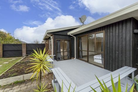 Photo of property in 20 Cherrywood Place, Redwood, Christchurch, 8051