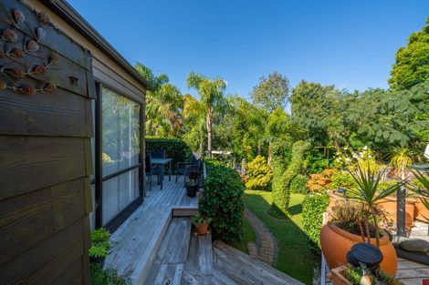 Photo of property in 36 Curacao Place, Half Moon Bay, Auckland, 2012