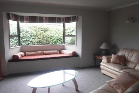 Photo of property in 21 South Road, Moturoa, New Plymouth, 4310