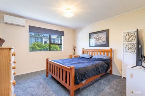 Photo of property in 33b Roband Crescent, Brown Owl, Upper Hutt, 5018