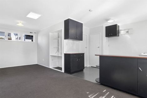 Photo of property in 2a Milton Road, Otumoetai, Tauranga, 3110