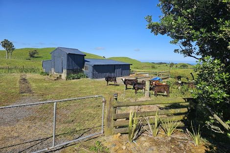 Photo of property in 282 Warea Road, Warea, New Plymouth, 4381