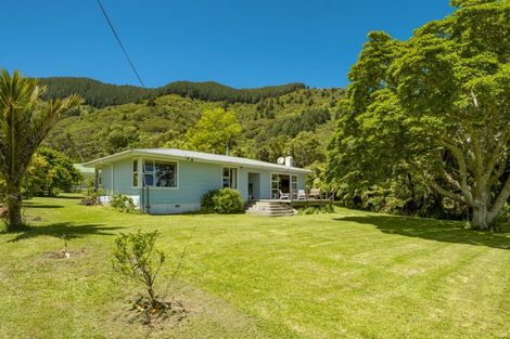 Photo of property in 5580 Kenepuru Road, Waitaria Bay, Marlborough Sounds, 7282