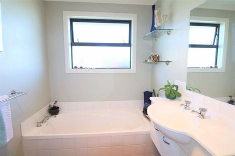 Photo of property in 1 Lincoln Street, Marchwiel, Timaru, 7910