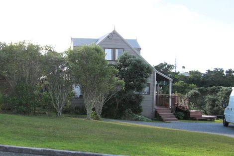 Photo of property in 19 Cotterell Street, Leigh, 0985