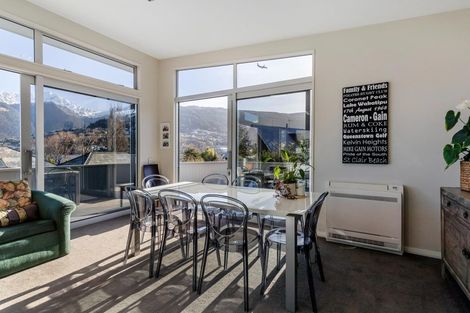 Photo of property in 37a Bay View Road, Kelvin Heights, Queenstown, 9300