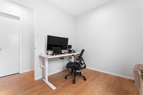 Photo of property in 13 Morus Road, Massey, Auckland, 0614