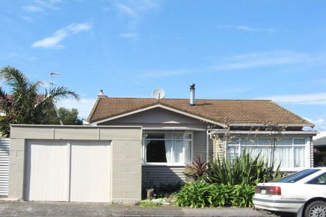 Photo of property in 23 Bulkeley Terrace, New Plymouth, 4310