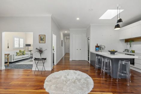 Photo of property in 55 Mckinley Crescent, Brooklyn, Wellington, 6021