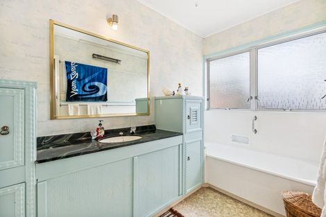 Photo of property in 2 Beverley Crescent, Maungatapere, Whangarei, 0179