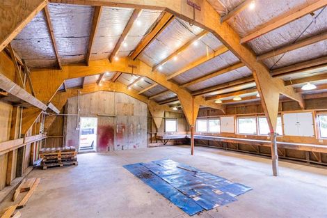 Photo of property in 372 Pine Valley Road, Dairy Flat, Silverdale, 0992