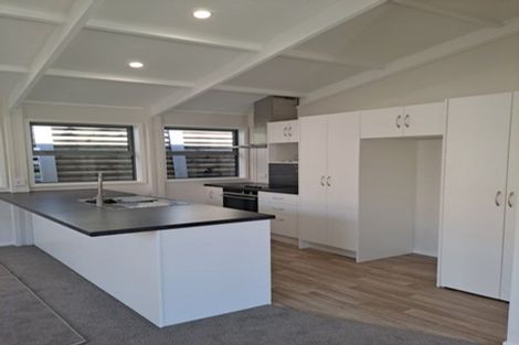 Photo of property in 64/62 Seaview Road, Marfell, New Plymouth, 4310