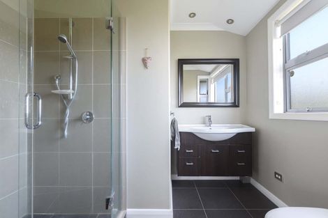 Photo of property in 22 Andrew Place, Otumoetai, Tauranga, 3110