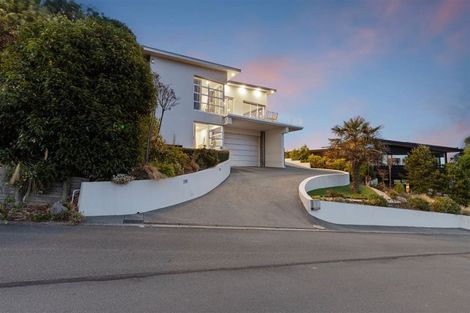 Photo of property in 4 Law Lane, Mount Pleasant, Christchurch, 8081